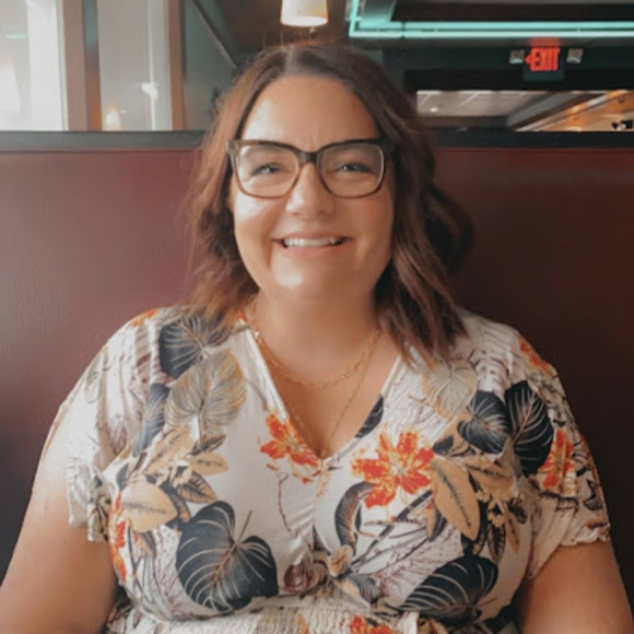 Meet your Posher, Kelly - Picture 1 of 1